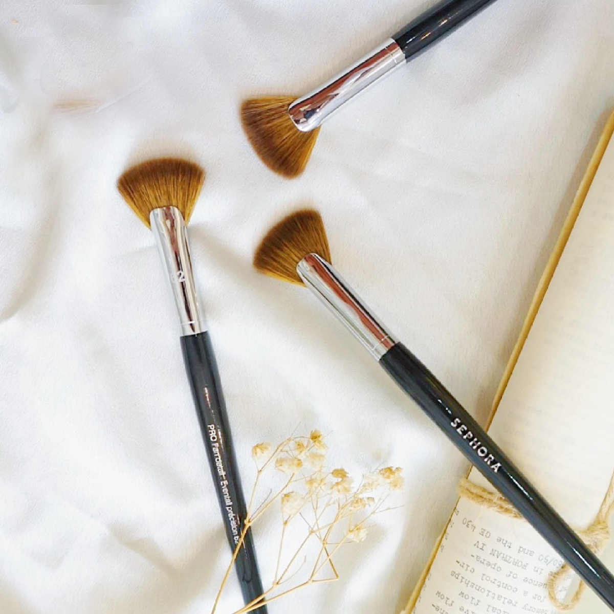 Cọ Highlight Fan Sephora 62